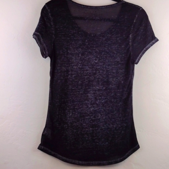 Rocker Girl Black "Holiday 💋 Hot Mess" Acid-Wash Short Sleeve Tee - Picture 4 of 10